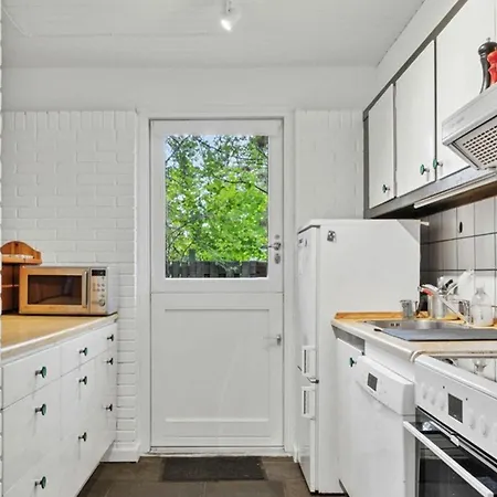 3 Bedroom Cozy In